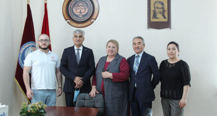 A memorandum was signed between the I. K. Akhunbayev KSMAA and the Tashkent Institute of Advanced Medical Training
