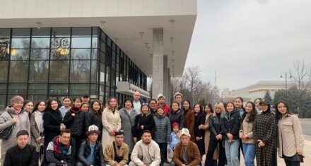 Студенты КГМА посетили спектакль в Кыргызском Национальном академическом театре драма им.Т.Абдумомунова