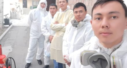 Студенты КГМА принимают участие в дезинфекции Бишкека