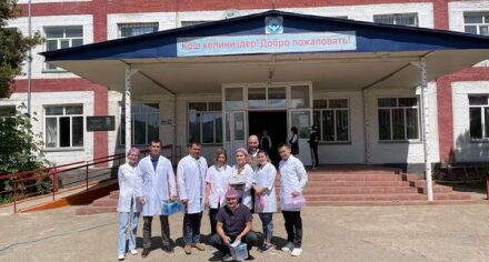 Сотрудники кафедры детской стоматологии обучили гигиене полости рта детям в школах Джети-Огузского района