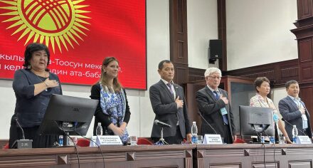 “Кыргызстан — үй-бүлөлүк медицинага жаңы көз караш”