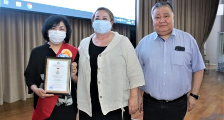 Заведующие кафедр инфекционных болезней КГМА награждены памятной медалью вуза