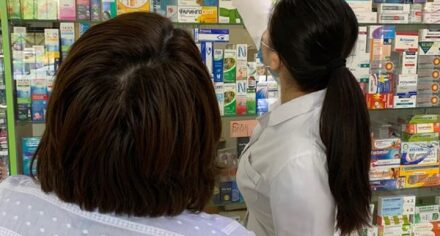 Ординаторы-фармацевты КГМА консультируют граждан по соблюдению санитарно-гигиенических правил