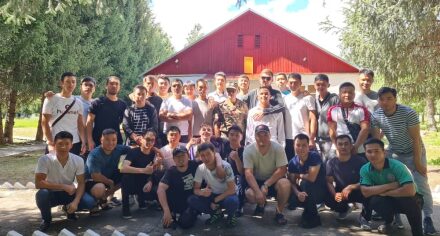 Студенты-курсанты КГМА проходят учебные сборы в учебно-спортивно-оздоровительной базе «Ак-Булуң»