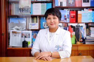Medical Academy KSMA teacher gave birth to an ethnic Kyrgyz woman in the Afghan Pamirs