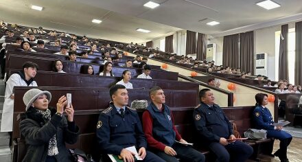 Гендердик зомбулукка каршы лекция